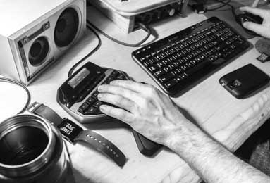 开云体育网址-9胜0负创队史最佳开局！骑士换帅后强势领跑全联盟