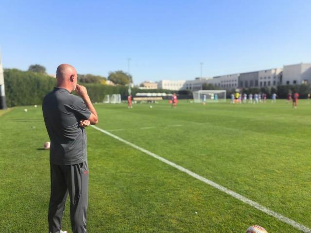 海港今日集结加速冲刺超级杯 西亚冬训收获俩小生