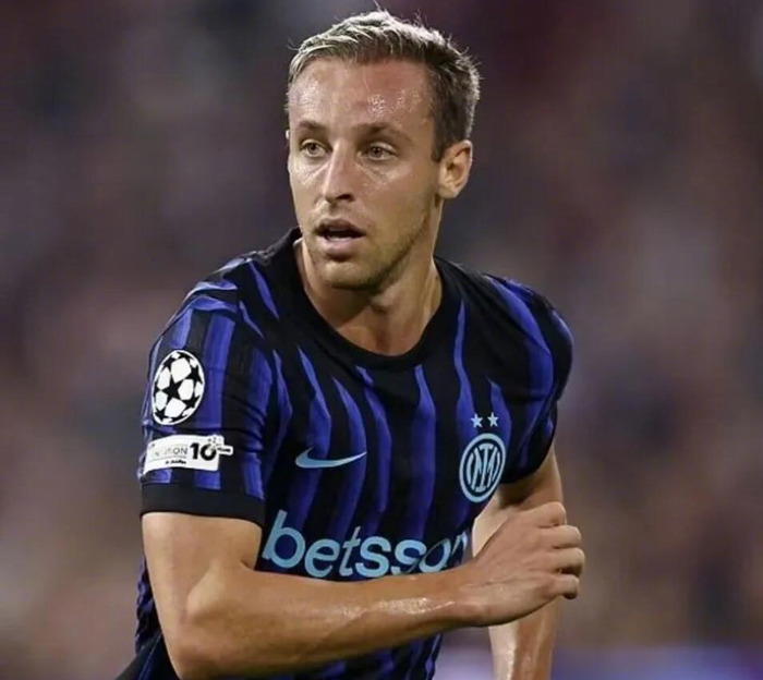 开云体育网址-伯恩茅斯与诺丁汉森林争夺国米中场弗拉泰西|意大利|加拉塔萨雷|英格兰|国际米兰|英格兰俱乐部_新浪体育_新浪新闻